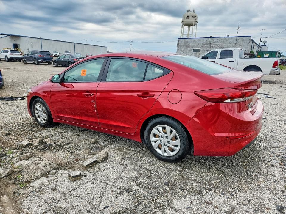 2018 HYUNDAI ELANTRA SE 2