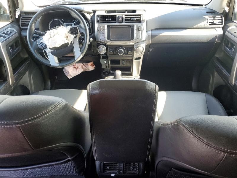 2018 TOYOTA 4RUNNER SR5 PREMIUM 8