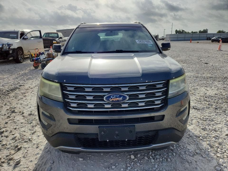 2017 FORD EXPLORER XLT 5