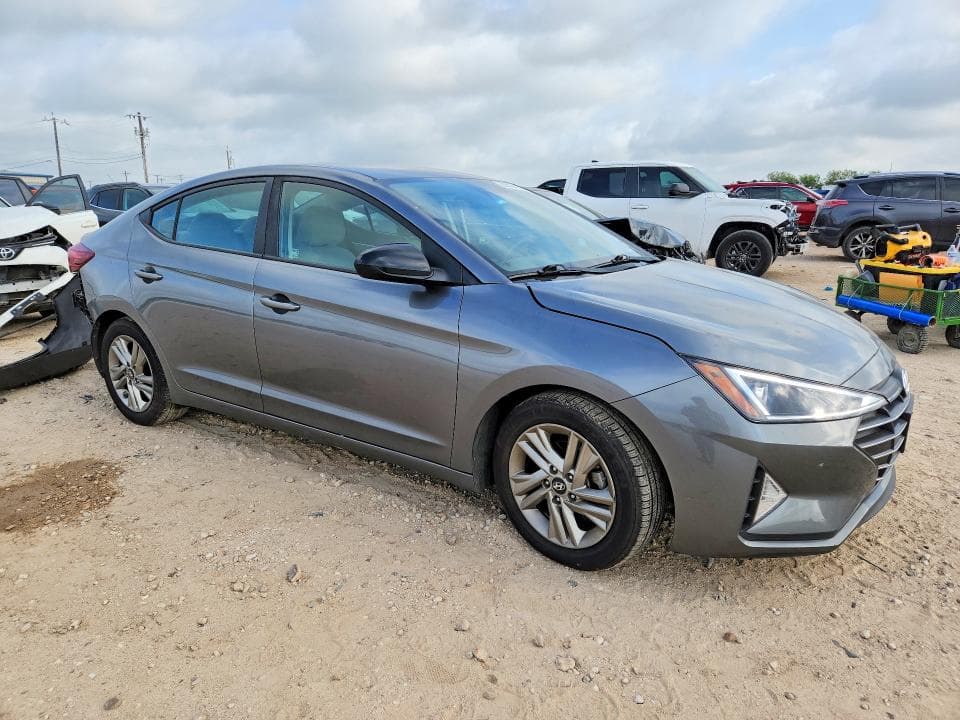 2019 HYUNDAI ELANTRA SEL SEL 4