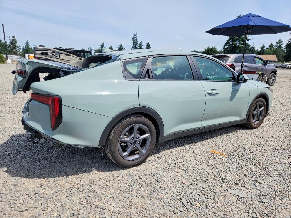 2025 KIA K4 LXS 3