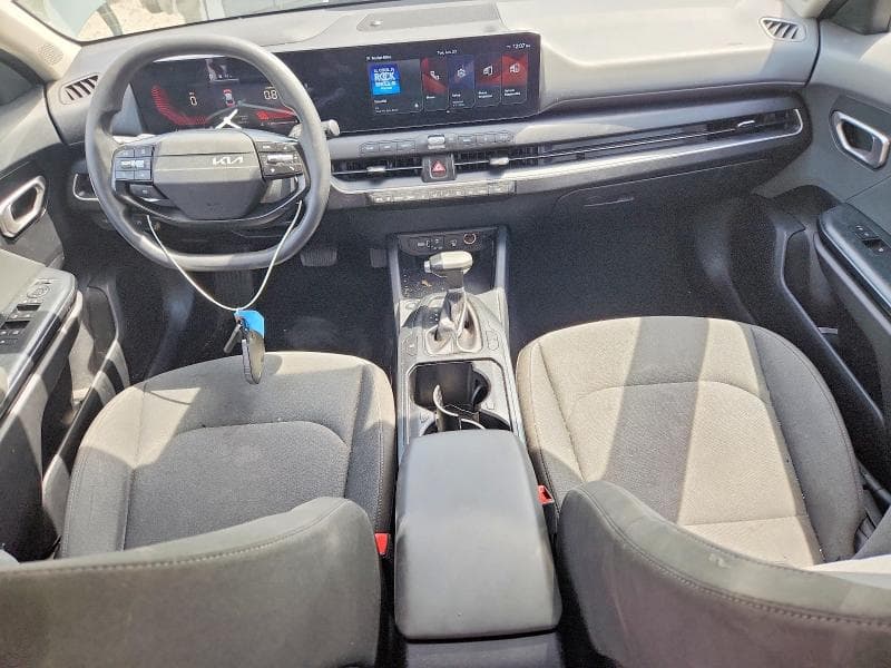 2025 KIA K4 LXS 8