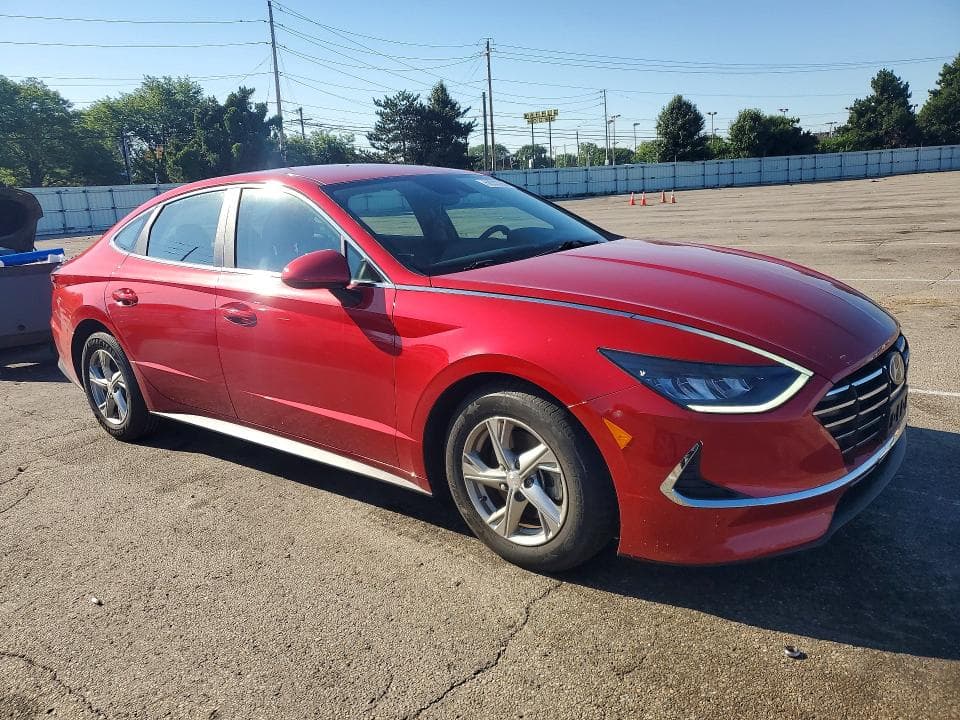 2021 HYUNDAI SONATA SE 4