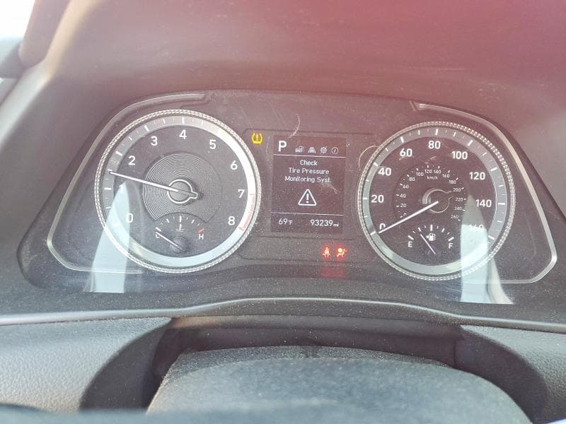 2021 HYUNDAI SONATA SE 9
