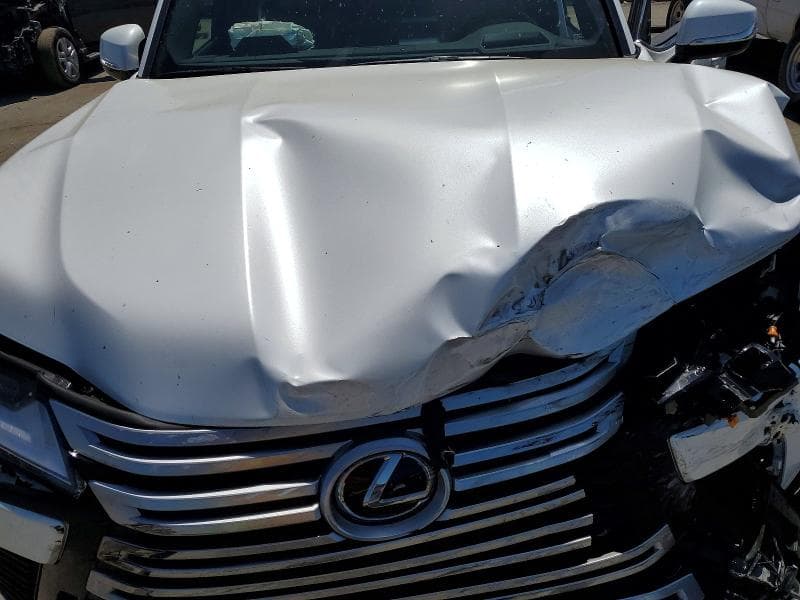2026 LEXUS LX 600 LUXURY 12