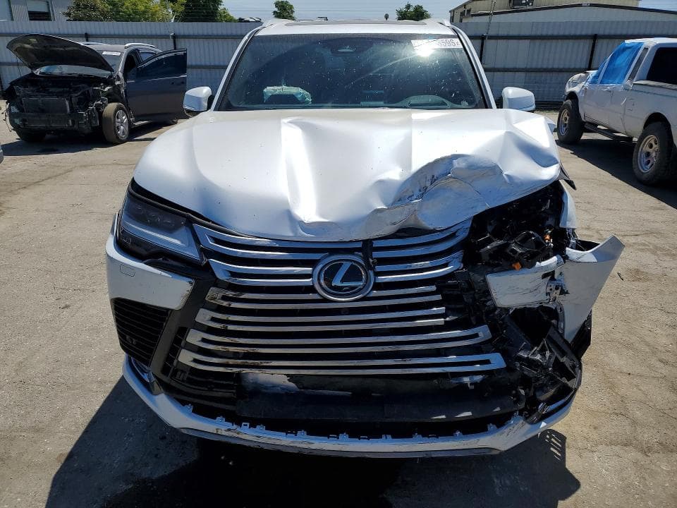 2026 LEXUS LX 600 LUXURY 5