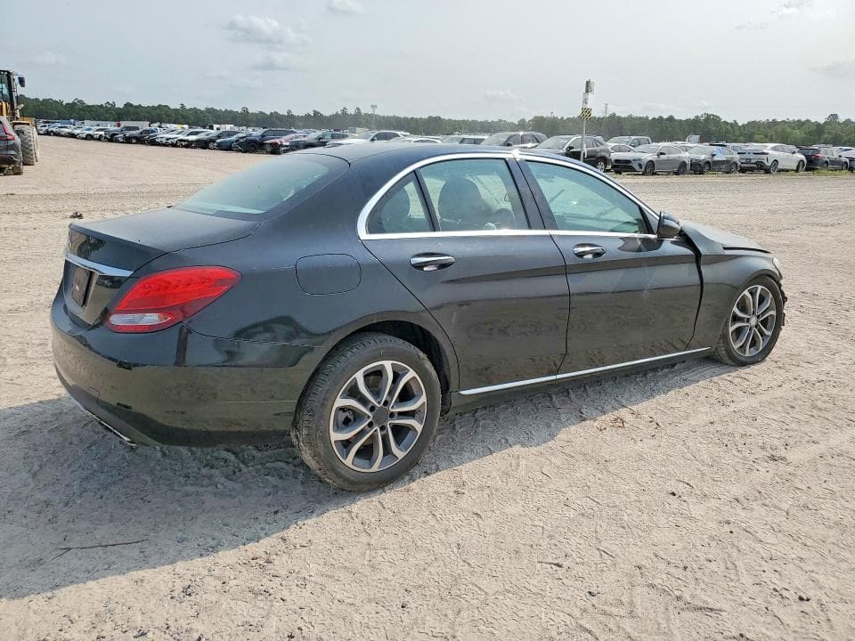 2017 MERCEDES-BENZ C 300 3