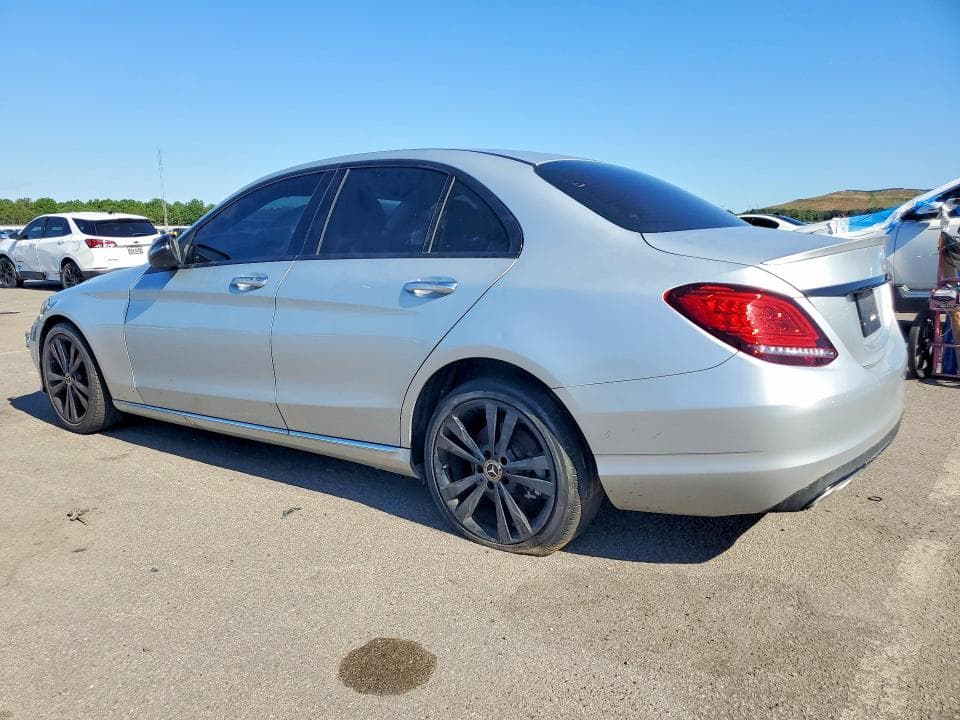 2020 MERCEDES-BENZ C 300 2