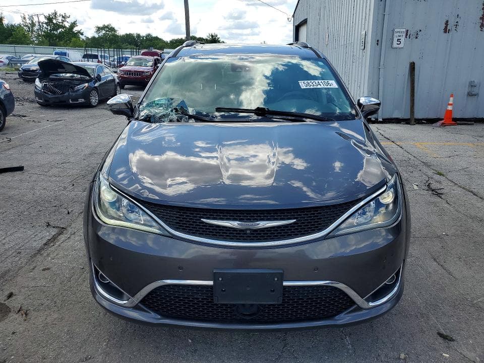 2017 CHRYSLER PACIFICA LIMITED 5