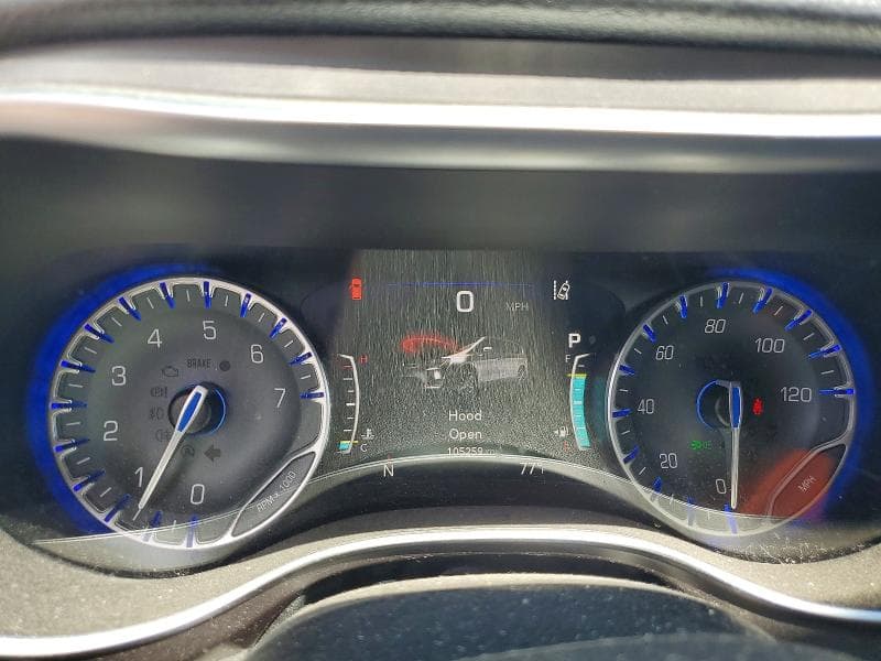 2017 CHRYSLER PACIFICA LIMITED 9