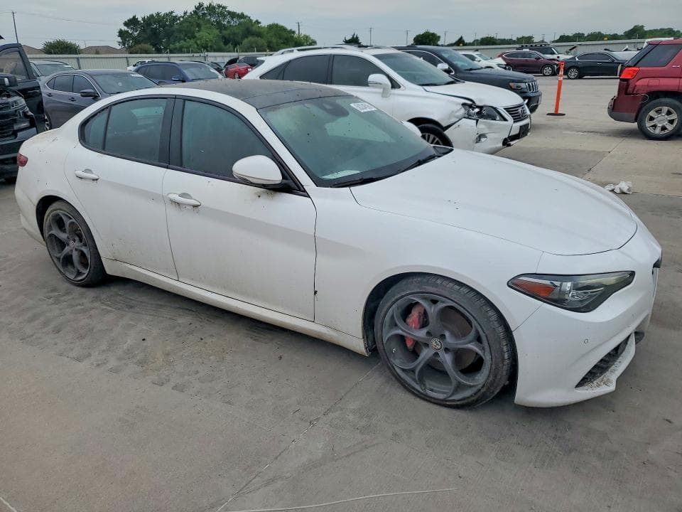 2017 ALFA ROMEO GIULIA TI TI 4