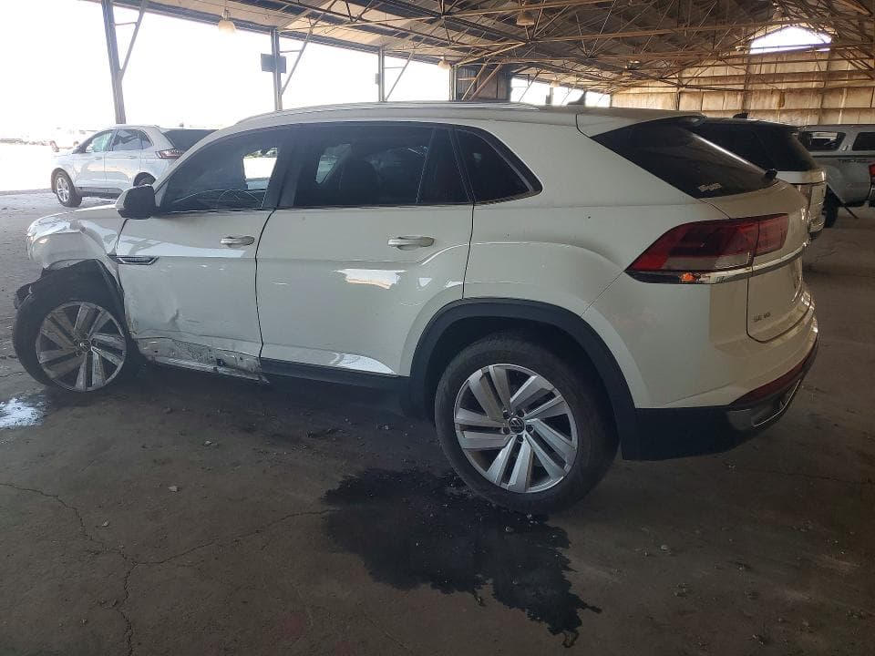 2022 VOLKSWAGEN ATLAS CROSS SPORT SE 2