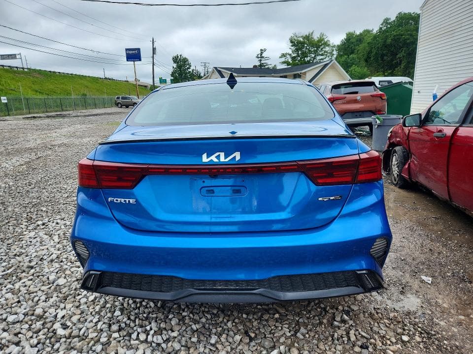 2022 KIA FORTE GT LINE 6