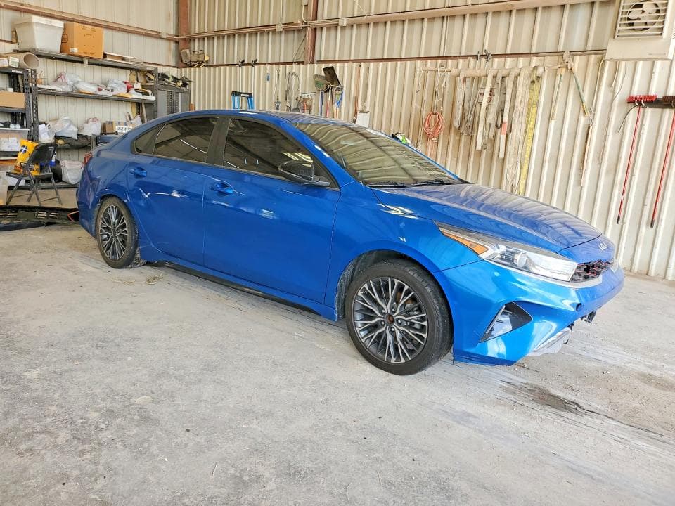 2022 KIA FORTE GT LINE 4