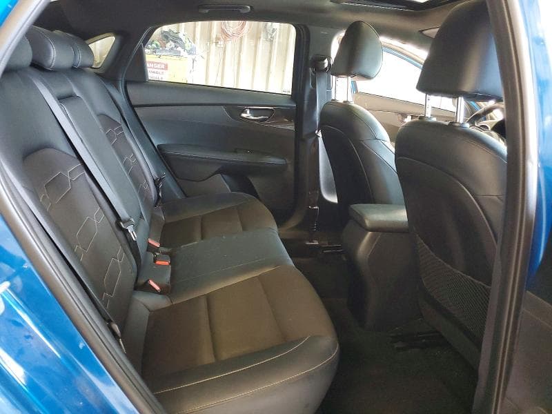 2022 KIA FORTE GT LINE 10