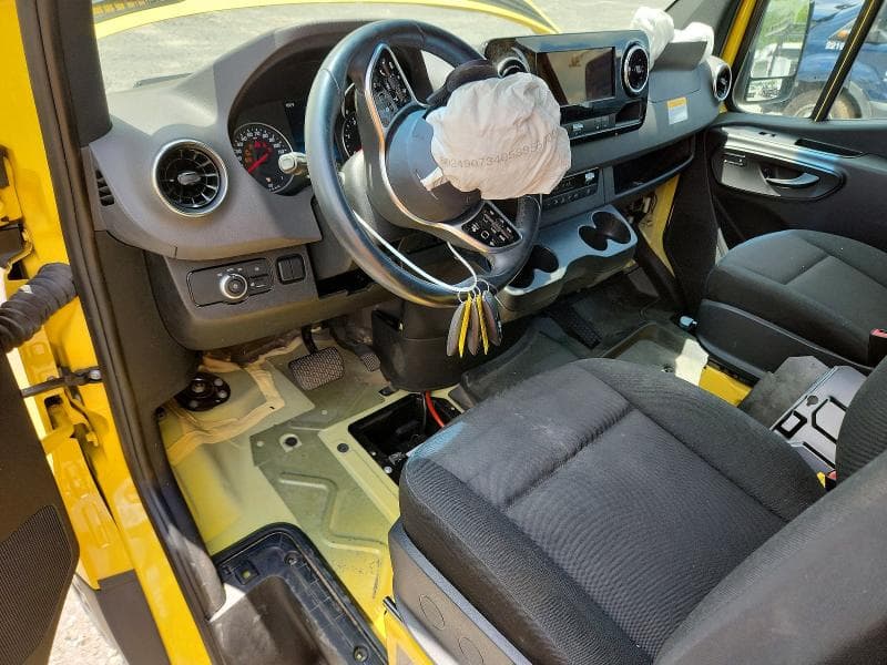 2024 MERCEDES-BENZ SPRINTER 3500 8