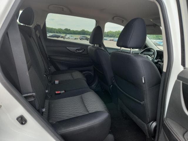 2017 NISSAN ROGUE SV 11