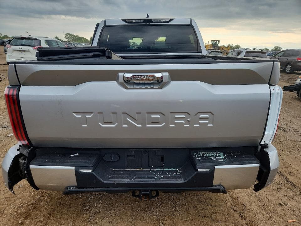 2023 TOYOTA TUNDRA CREWMAX LIMITED CREWMAX LIMITED 6