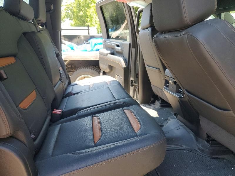 2024 GMC SIERRA K2500 AT4 11