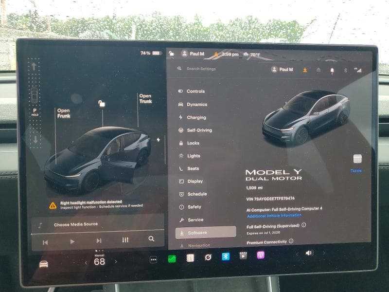 2026 TESLA MODEL Y 9