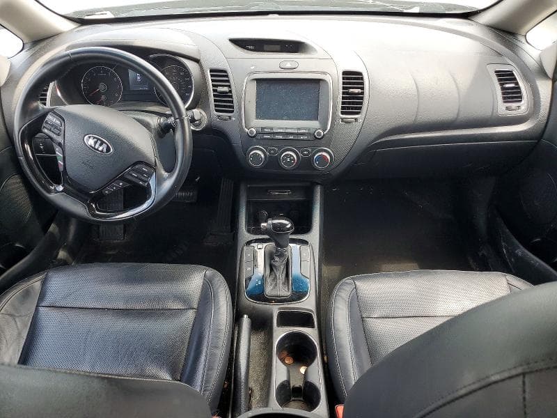 2017 KIA FORTE EX 8