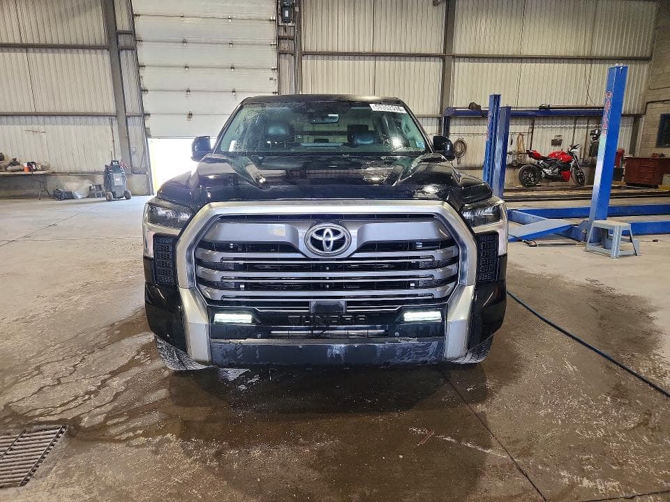 2022 TOYOTA TUNDRA LIMITED HV LIMITED HV 5