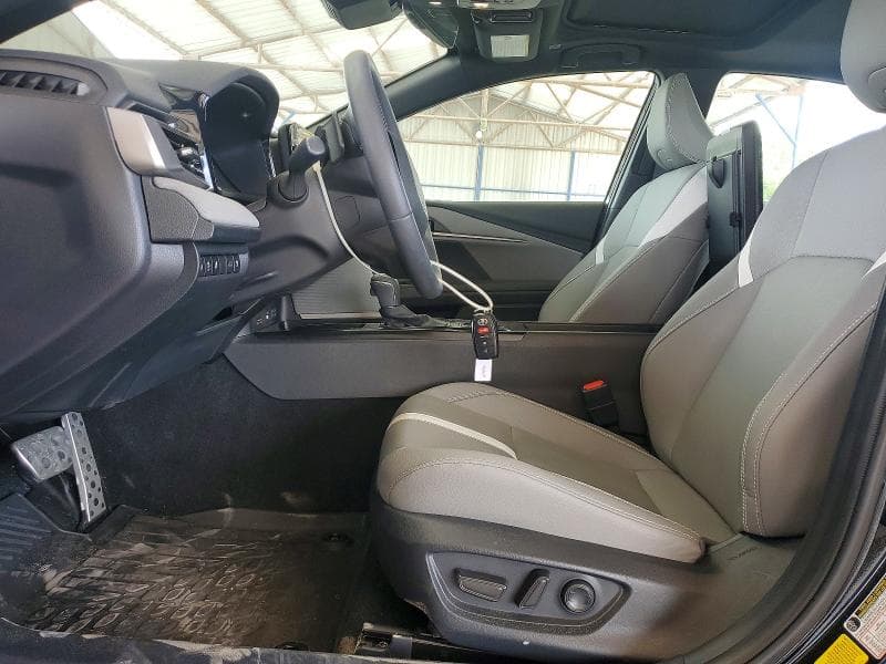 2025 TOYOTA CAMRY SE SE 7