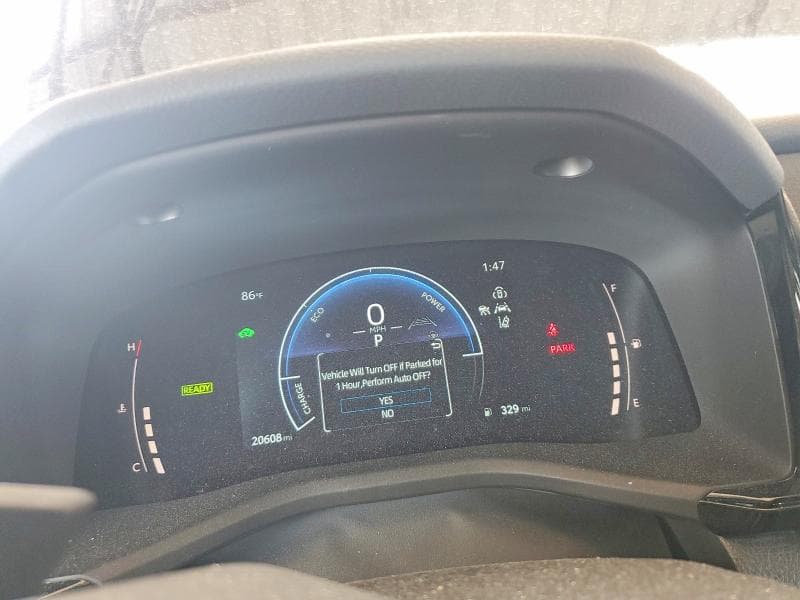 2025 TOYOTA CAMRY SE SE 9