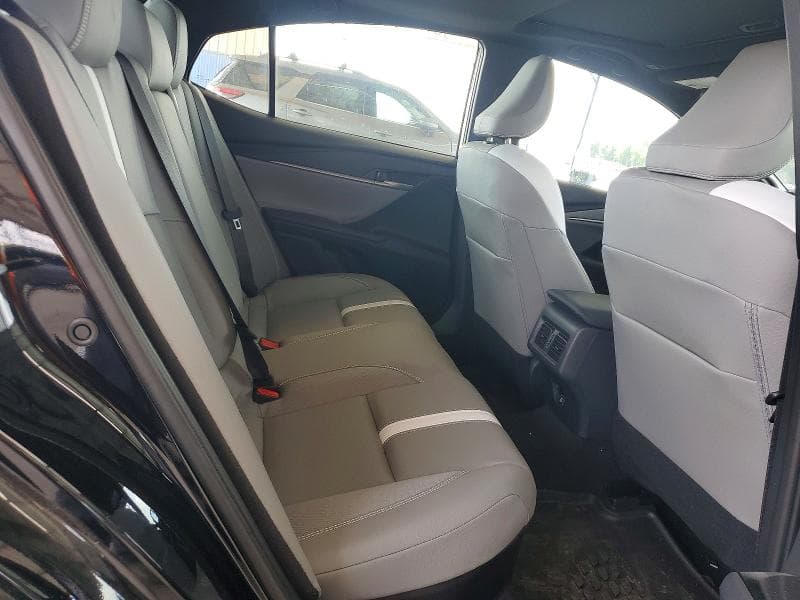 2025 TOYOTA CAMRY SE SE 10