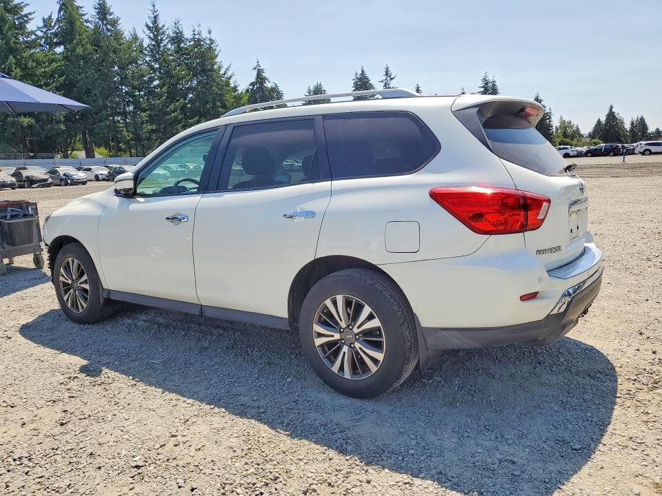 2017 NISSAN PATHFINDER SL 2