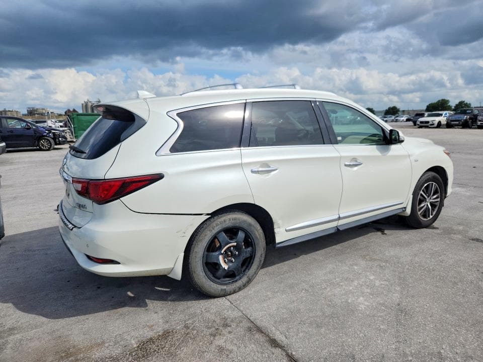 2017 INFINITI QX60 BASE 3