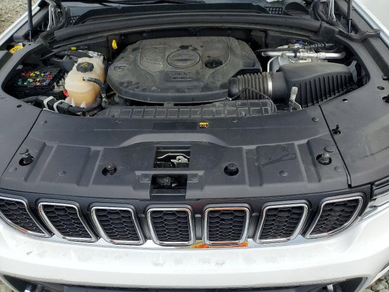 2023 JEEP GRAND CHEROKEE L OVERLAND 12