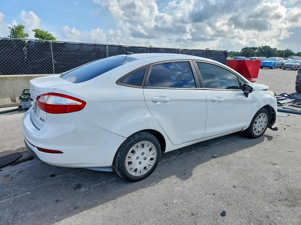 2017 FORD FIESTA S S 3
