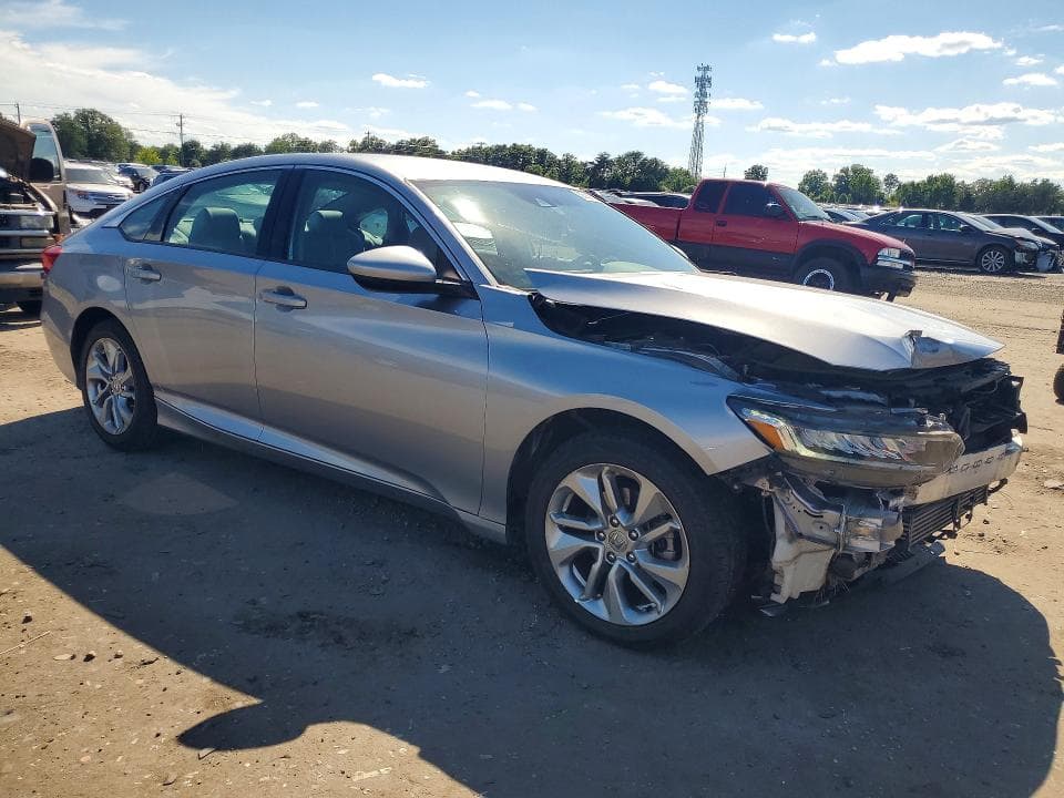 2018 HONDA ACCORD 4D 4