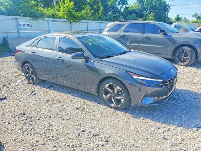 2023 HYUNDAI ELANTRA LIMITED 4