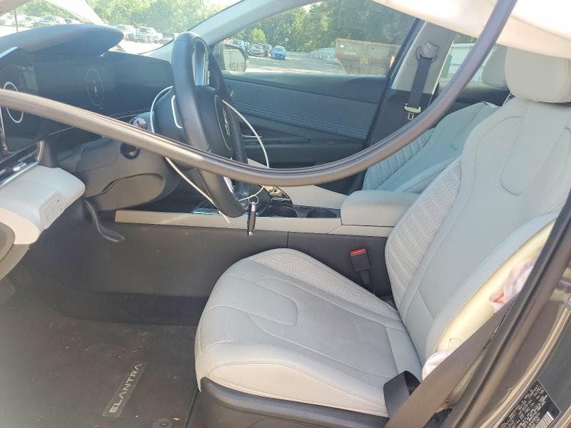 2023 HYUNDAI ELANTRA LIMITED 7