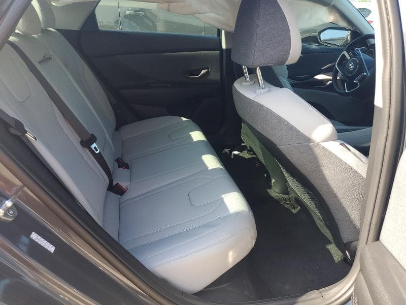2023 HYUNDAI ELANTRA LIMITED 10