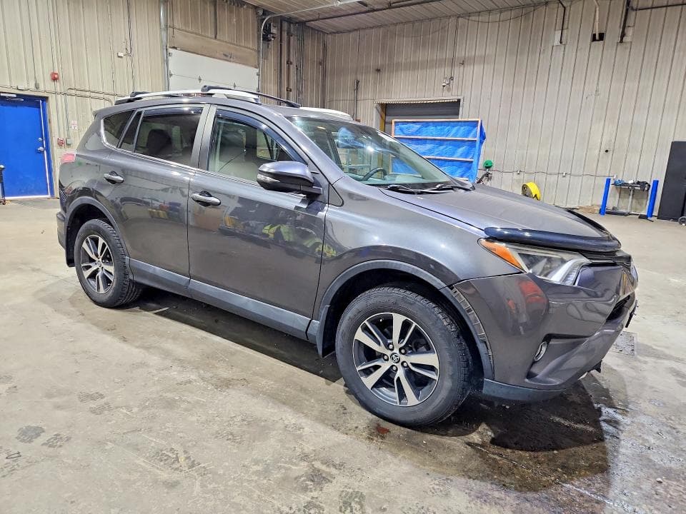 2016 TOYOTA RAV4 XLE XLE 4