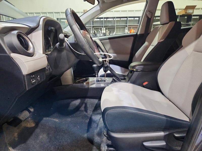 2016 TOYOTA RAV4 XLE XLE 7