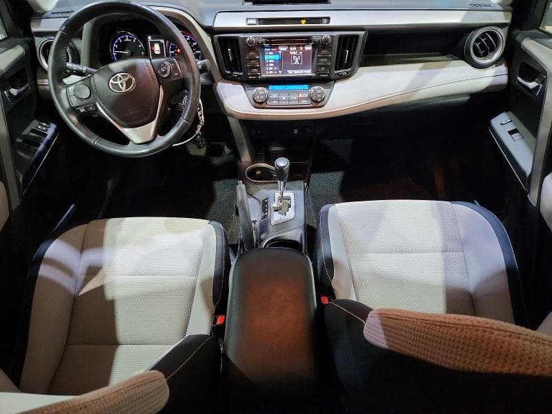 2016 TOYOTA RAV4 XLE XLE 8