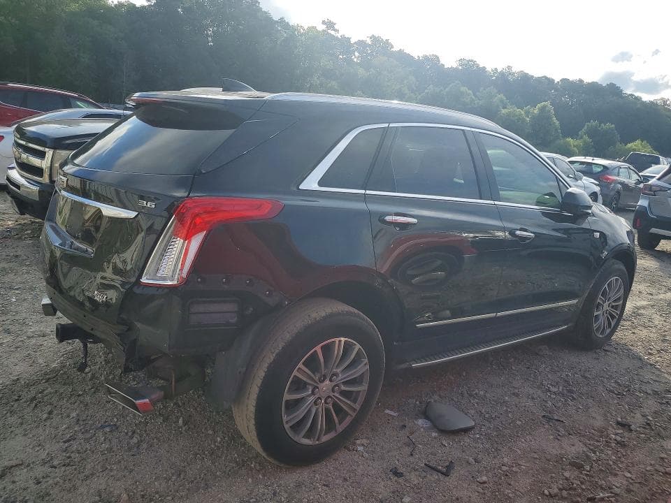 2017 CADILLAC XT5 LUXURY 3