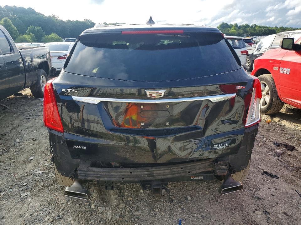 2017 CADILLAC XT5 LUXURY 6