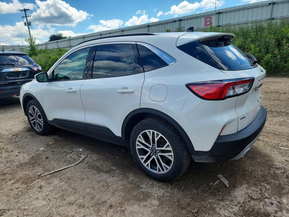2020 FORD ESCAPE 2