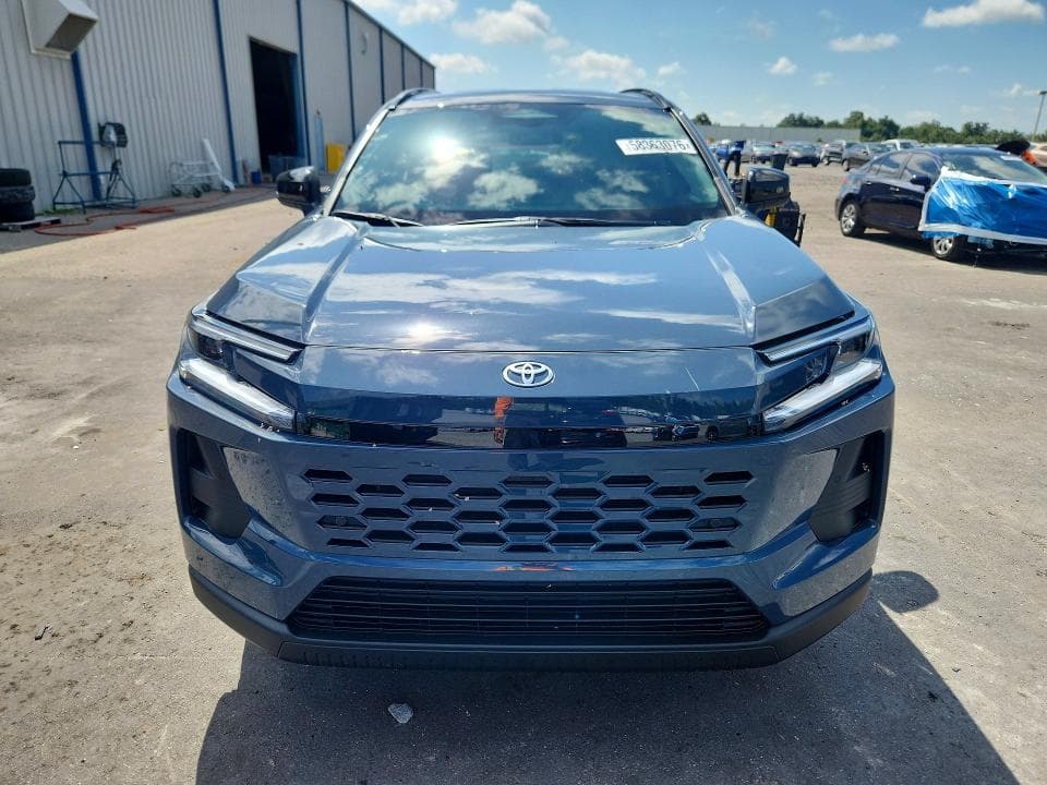 2026 TOYOTA RAV4 XLE PREMIUM XLE PREMIUM 6