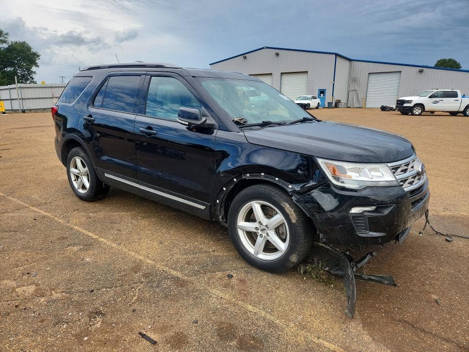 2018 FORD EXPLORER XLT 4