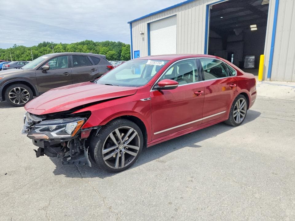 2017 VOLKSWAGEN PASSAT R-LINE - 1