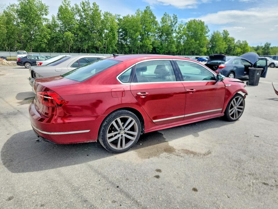 2017 VOLKSWAGEN PASSAT R-LINE 3