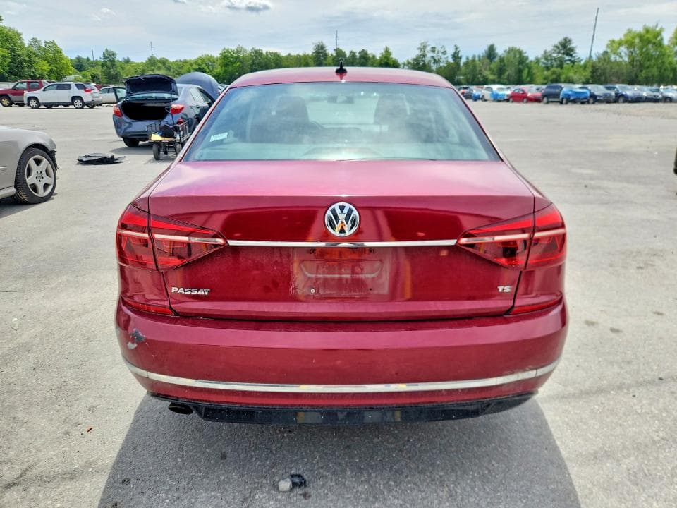 2017 VOLKSWAGEN PASSAT R-LINE 6