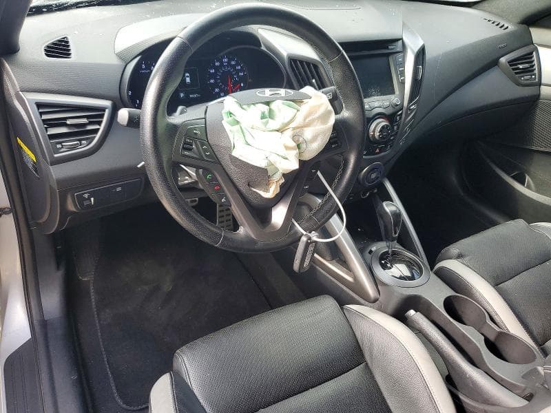 2016 HYUNDAI VELOSTER TURBO 8