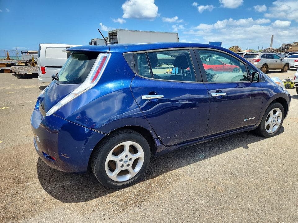 2017 NISSAN LEAF S S 3